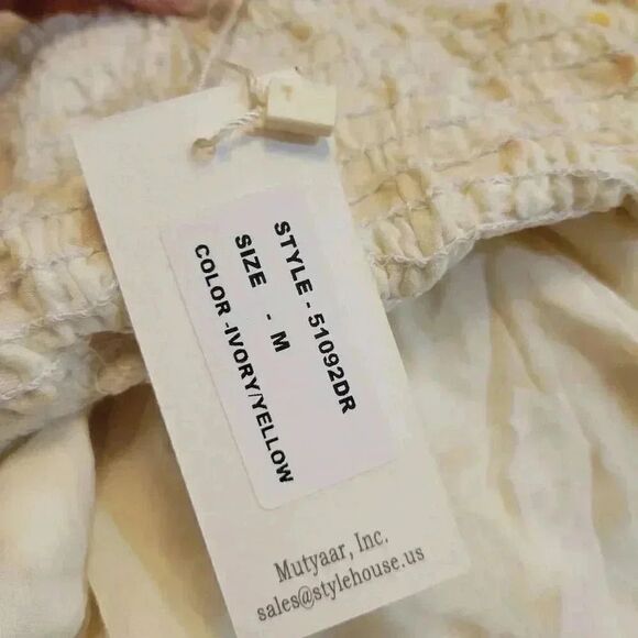 Sim & Sam Women's Ivory & Yellow Polka-dot Sundress NEW - Picture 13 of 14